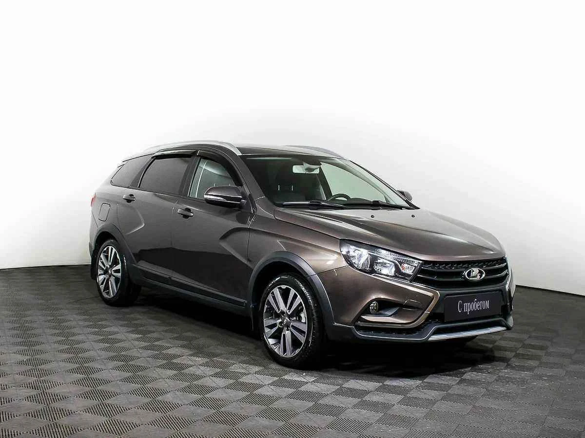 LADA Vesta SW Cross, Коричневый, 2019, Механическая, 122 л.с., цена от 762 000 руб.