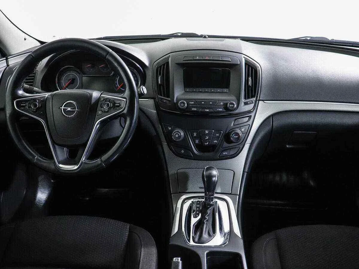 Opel Insignia, Белый, 2014, Автоматическая, 170 л.с., цена от 589 000 руб.