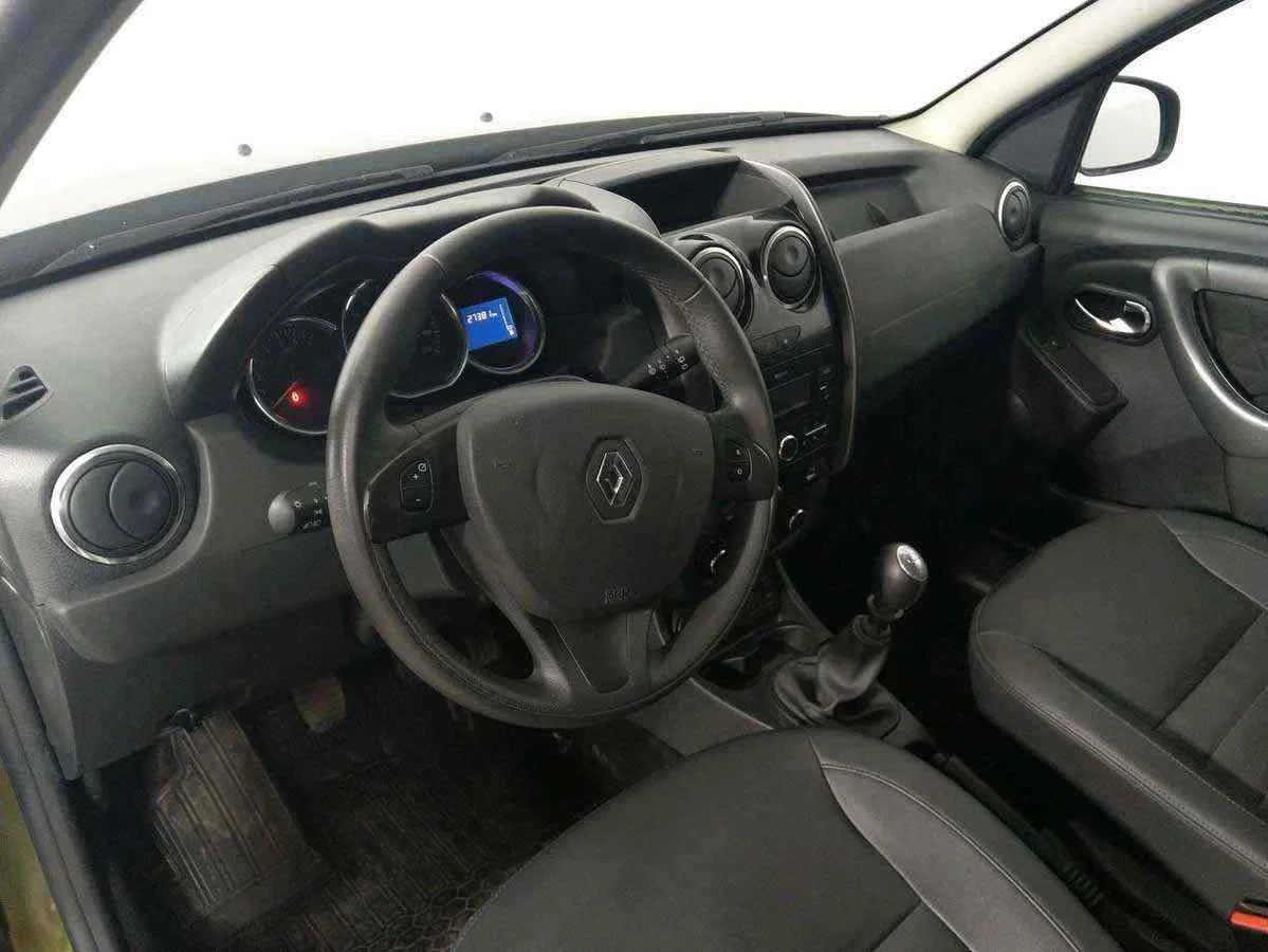 Renault Duster, Зеленый, 2018, Механическая, 109 л.с., цена от 1 303 000 руб.