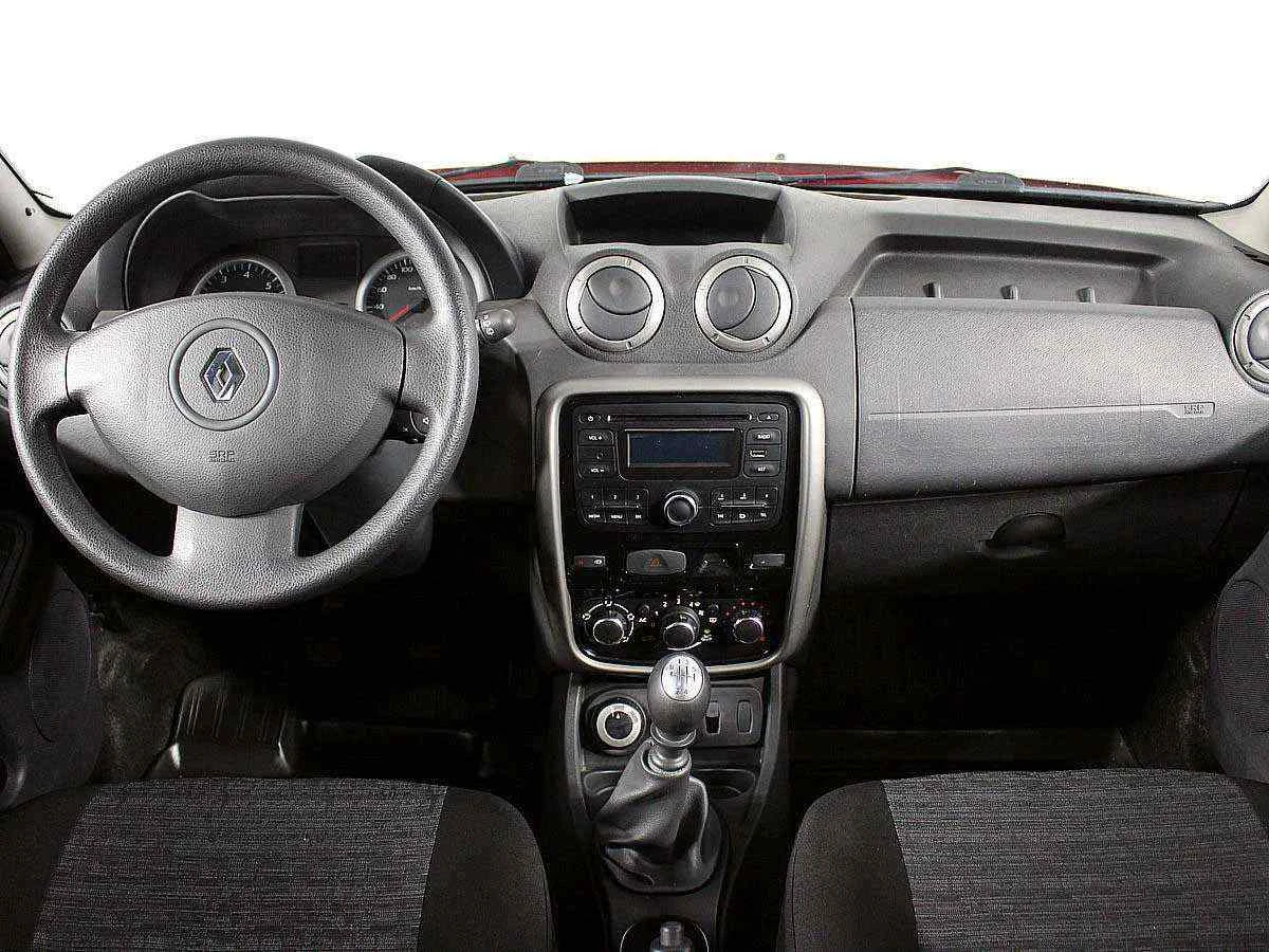 Renault Duster, Красный, 2013, Механическая, 102 л.с., цена от 544 000 руб.