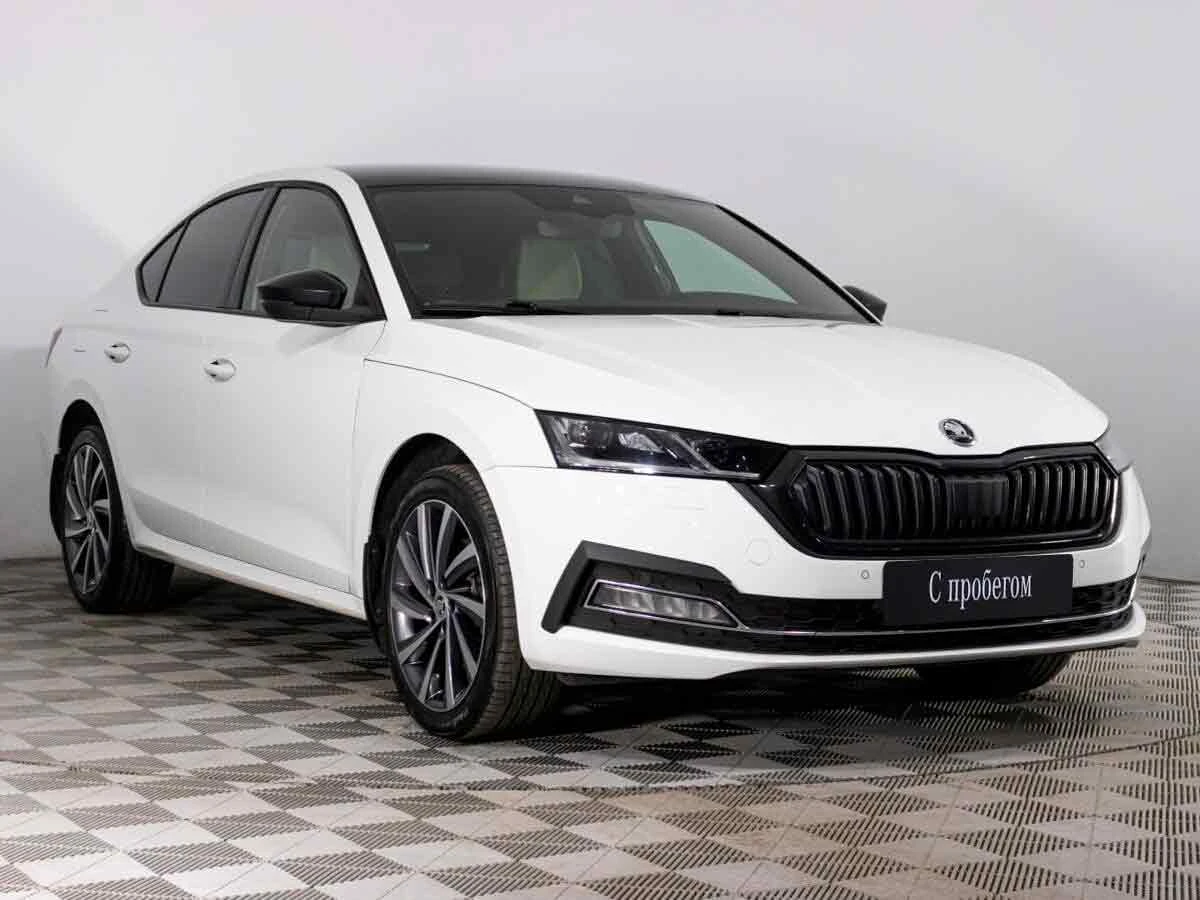 SKODA OCTAVIA, Белый, 2021, Робот, 190 л.с., цена от 1 324 800 руб.