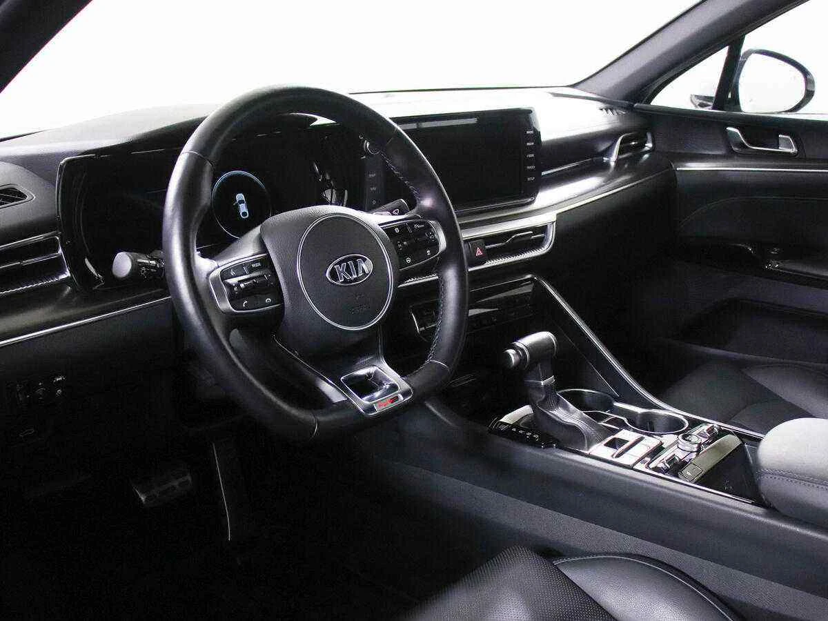 KIA K5, Белый, 2021, Автоматическая, 150 л.с., цена от 2 370 000 руб.