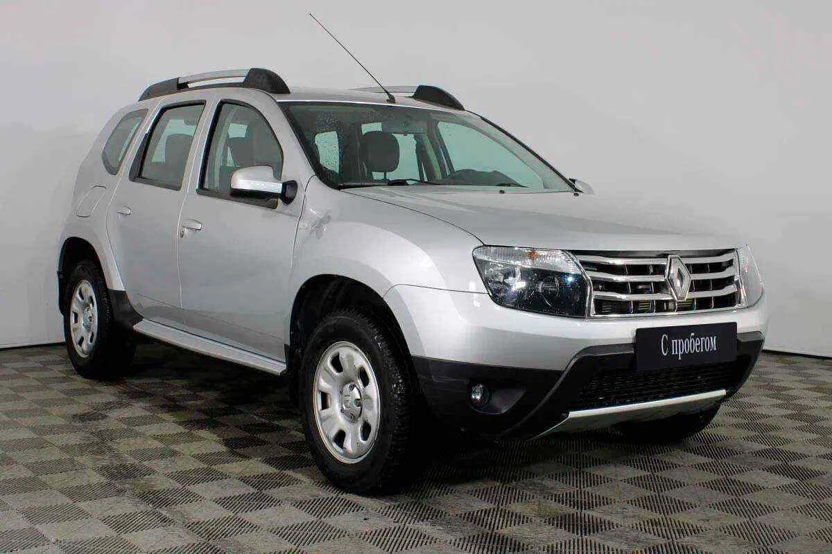 Renault Duster, Серебряный, 2014, Механическая, 135 л.с., цена от 739 000 руб.
