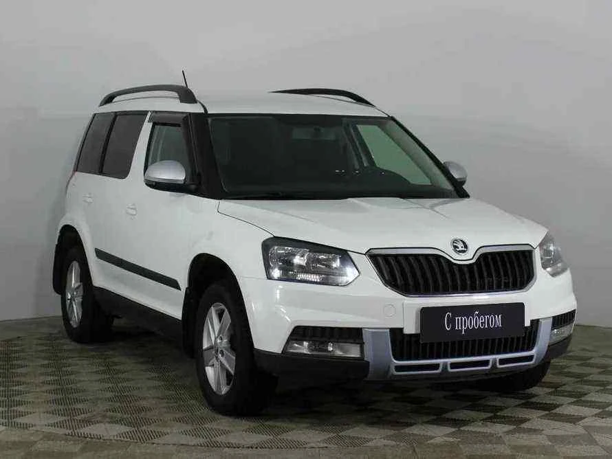 Skoda Yeti, Белый, 2015, Механическая, 110 л.с., цена от 915 000 руб.