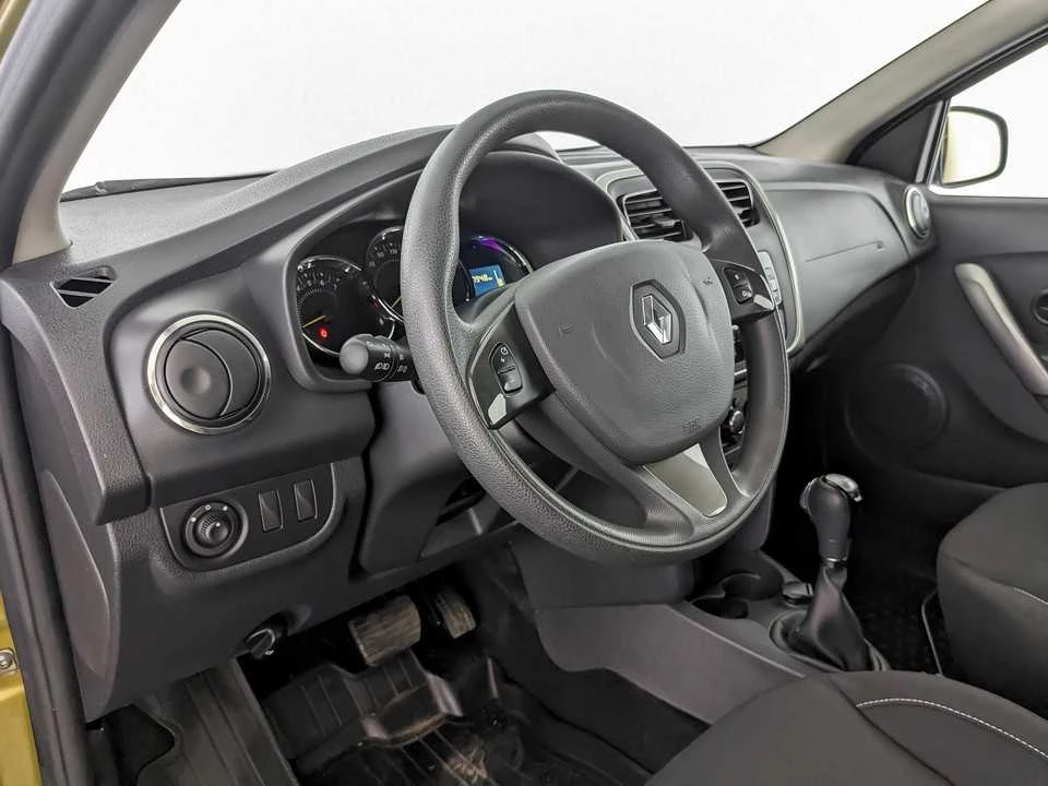 RENAULT SANDERO, Зеленый, 2018, Автоматическая, 102 л.с., цена от 790 400 руб.