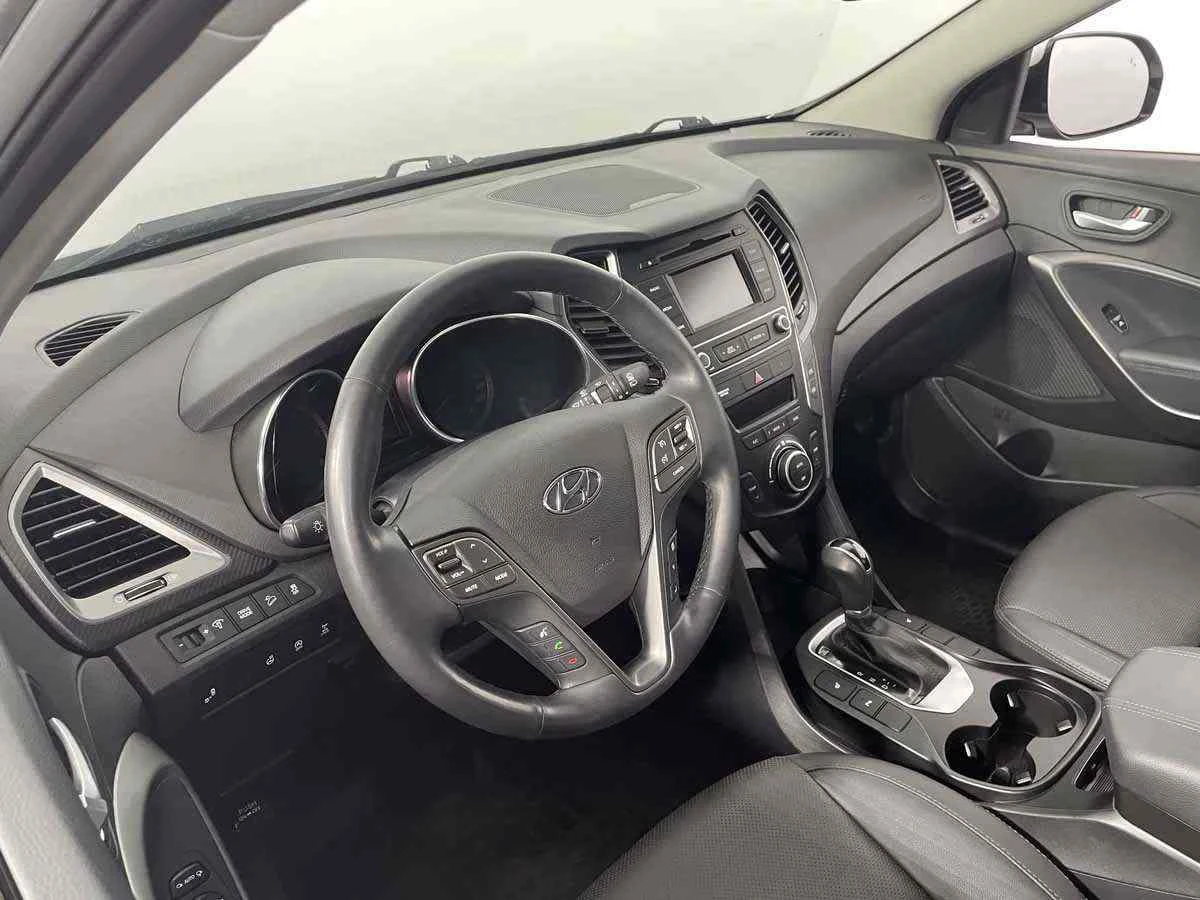 Hyundai Santa Fe, Серебряный, 2018, Автоматическая, 200 л.с., цена от 1 569 000 руб.