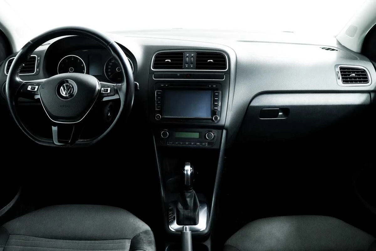VOLKSWAGEN POLO, Синий, 2010, Робот, 85 л.с., цена от 456 000 руб.