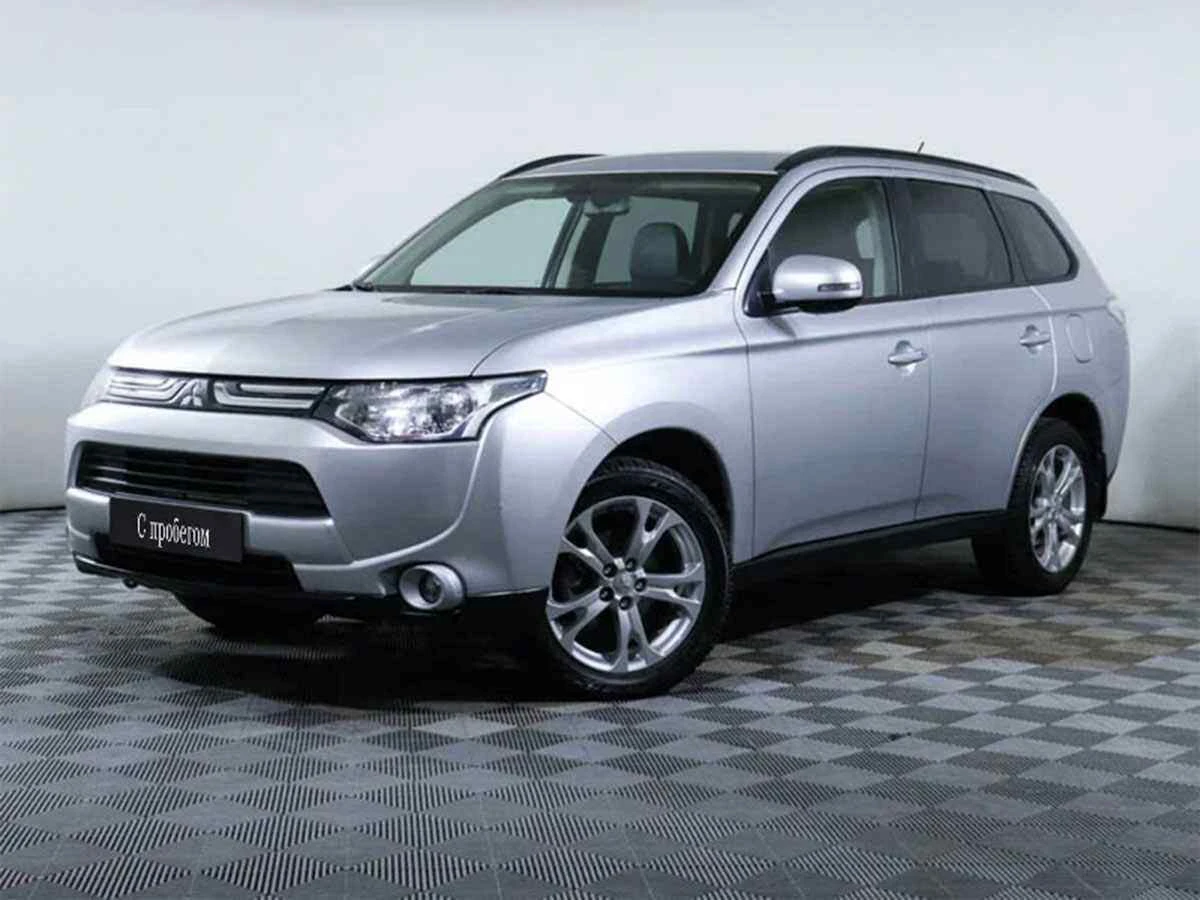 Mitsubishi Outlander, Серебряный, 2012, Вариатор, 167 л.с., цена от 918 000 руб.