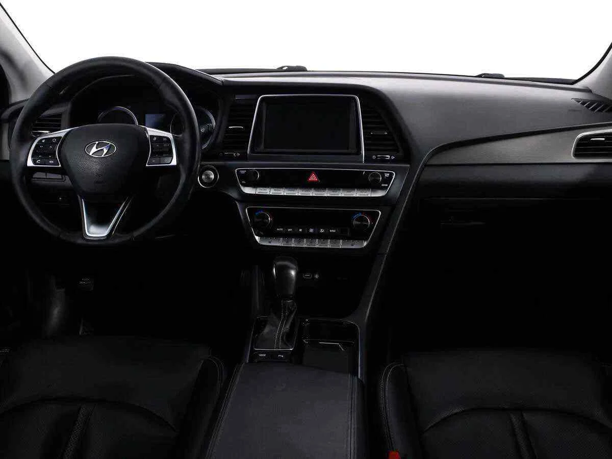 Hyundai Sonata, Белый, 2019, Автоматическая, 150 л.с., цена от 1 315 000 руб.