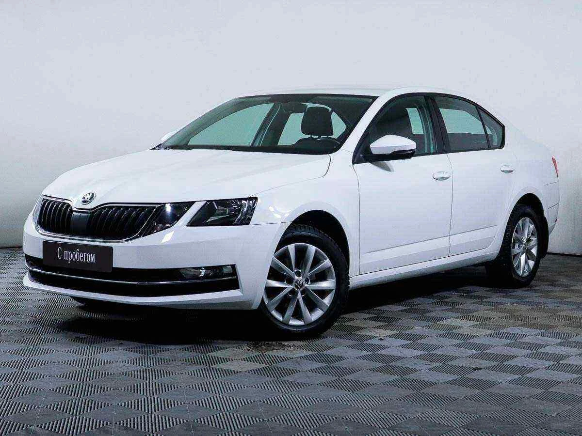 Skoda Octavia, Белый, 2019, Робот, 150 л.с., цена от 1 190 000 руб.