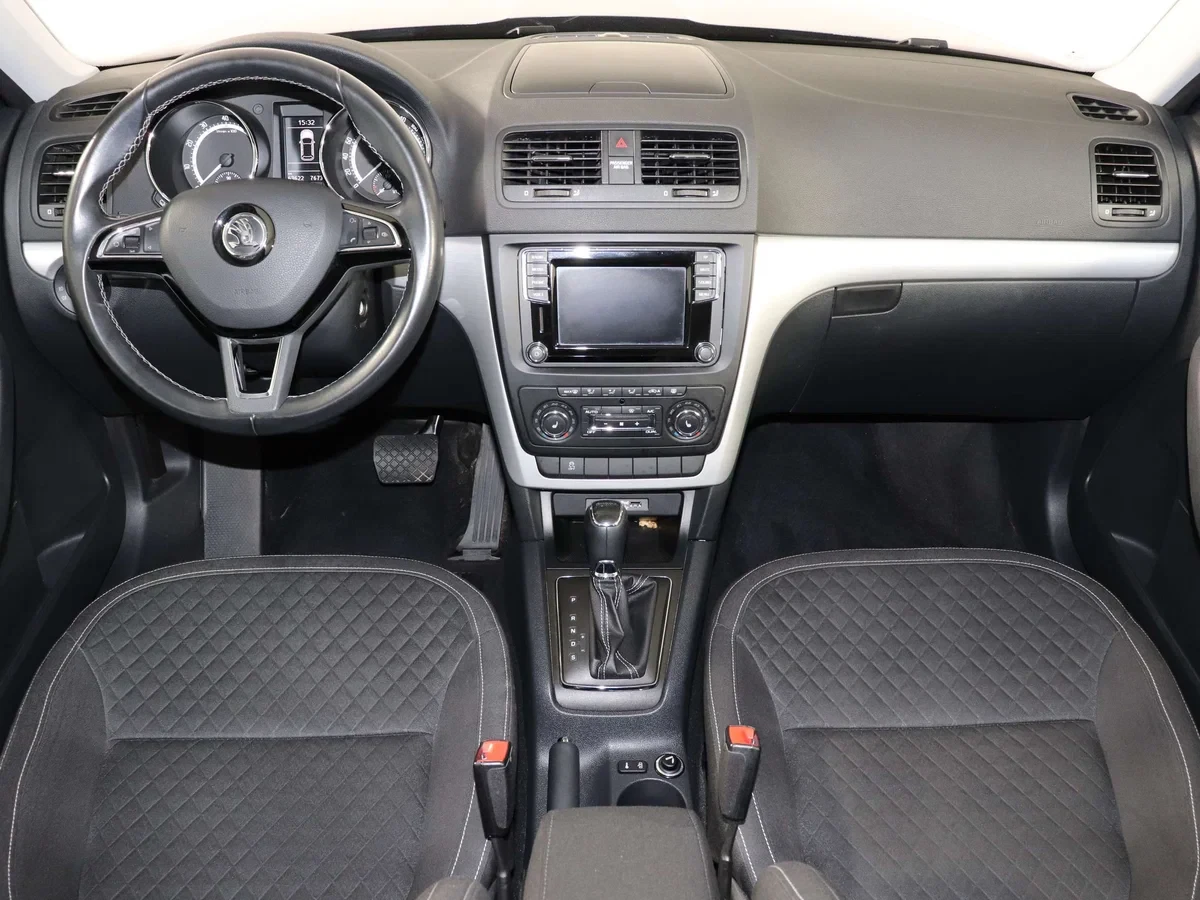 Skoda Yeti, Синий, 2016, Автоматическая, 110 л.с., цена от 987 000 руб.
