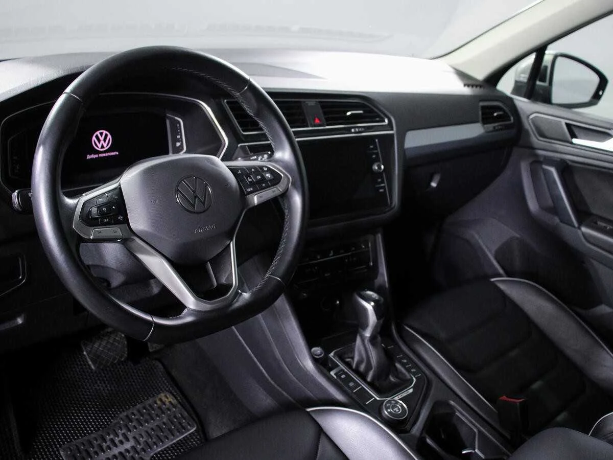 VOLKSWAGEN TIGUAN, Серый, 2021, Робот, 180 л.с., цена от 2 192 000 руб.