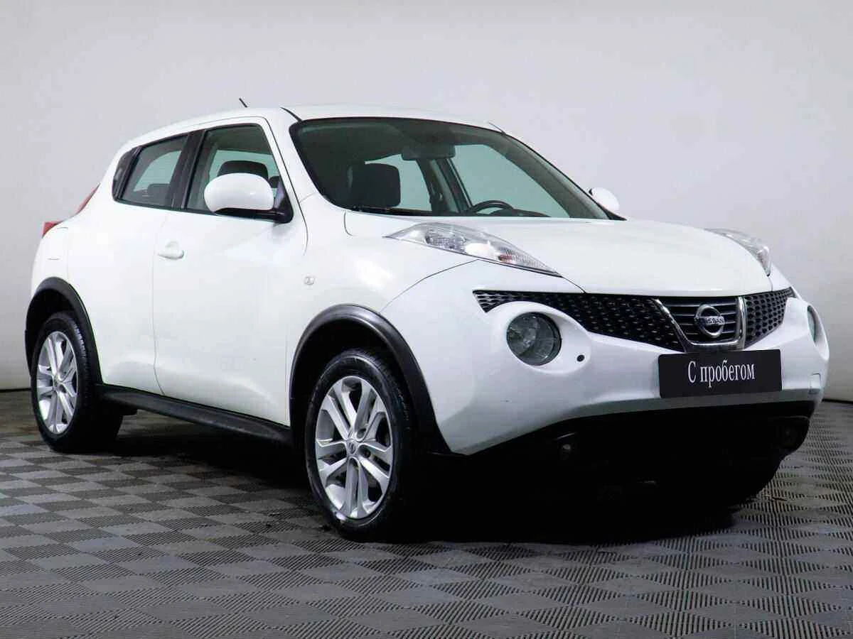 Nissan Juke, Белый, 2013, Вариатор, 117 л.с., цена от 461 000 руб.