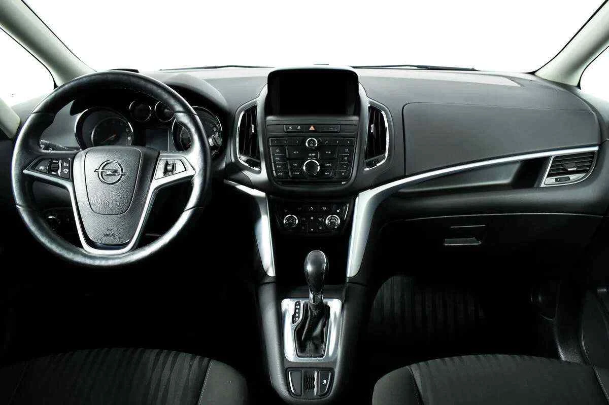 Opel Zafira, Белый, 2014, Автоматическая, 140 л.с., цена от 987 500 руб.