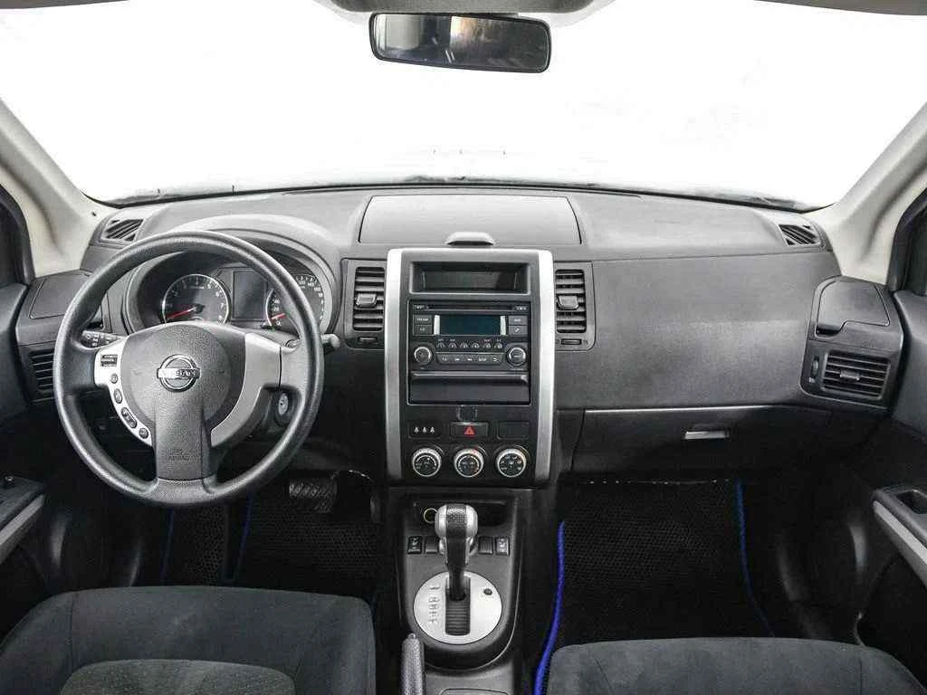 Nissan X-Trail, Серебряный, 2014, Вариатор, 141 л.с., цена от 839 000 руб.