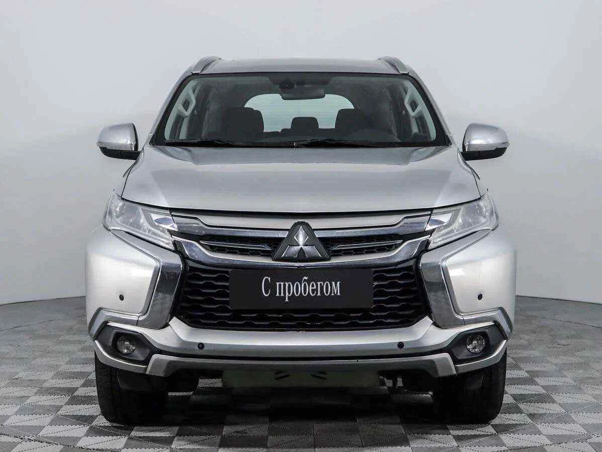 Mitsubishi Pajero Sport, Серебряный, 2017, Автоматическая, 181 л.с., цена от 2 049 900 руб.