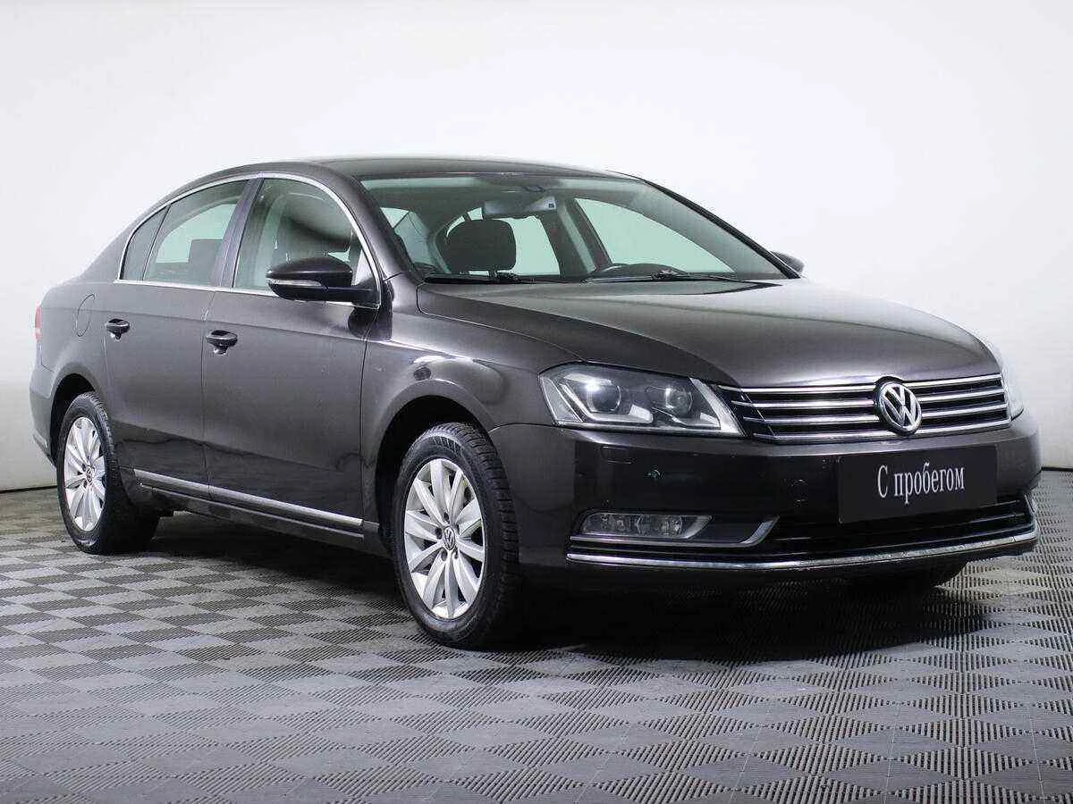 Volkswagen Passat, Черный, 2012, Робот, 122 л.с., цена от 468 000 руб.