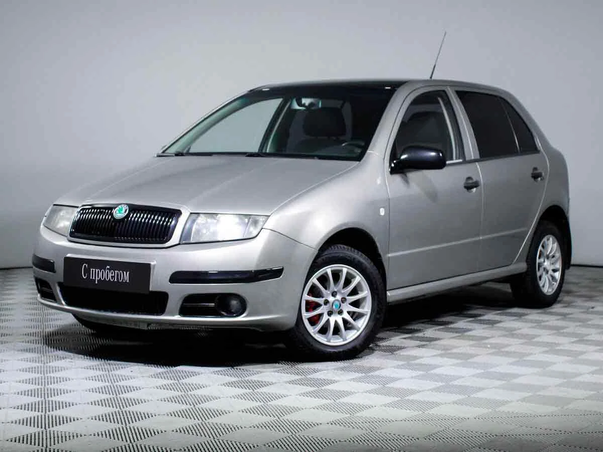 SKODA FABIA, Серебряный, 2006, Механическая, 64 л.с., цена от 344 000 руб.