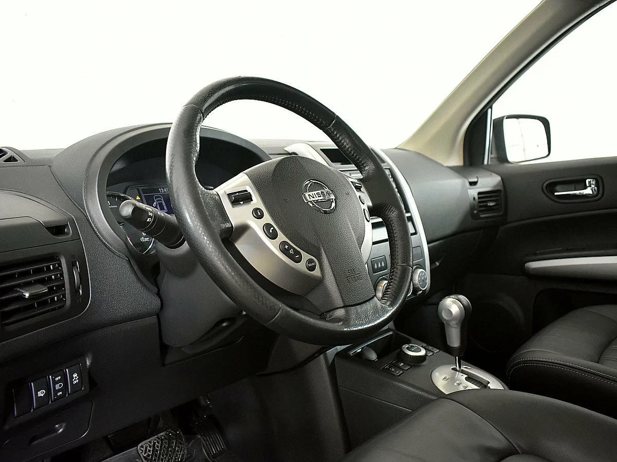 Nissan X-Trail, Черный, 2012, Автоматическая, 150 л.с., цена от 813 000 руб.