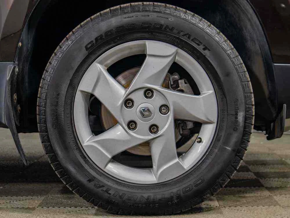 Renault Duster, Коричневый, 2016, Механическая, 114 л.с., цена от 956 000 руб.