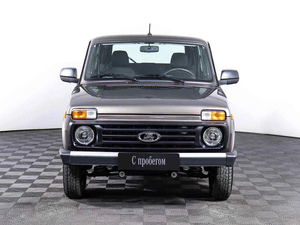 LADA Niva Legend, Коричневый, 2022, Механическая, 83 л.с., цена от 445 000 руб.