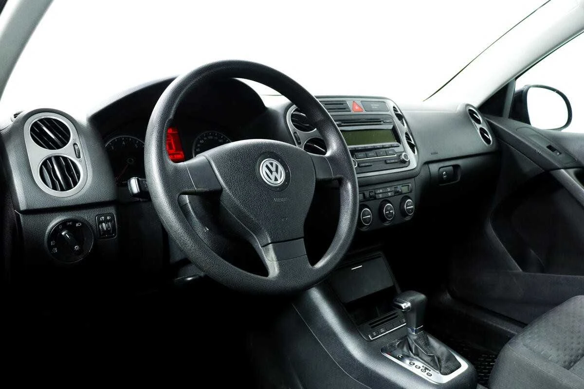 VOLKSWAGEN TIGUAN, Черный, 2008, Автоматическая, 170 л.с., цена от 672 000 руб.