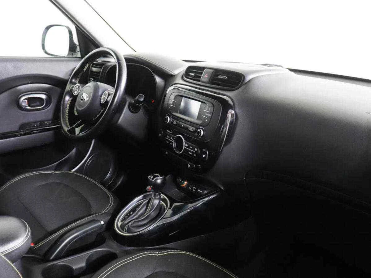 KIA Soul, Белый, 2016, Автоматическая, 132 л.с., цена от 900 000 руб.