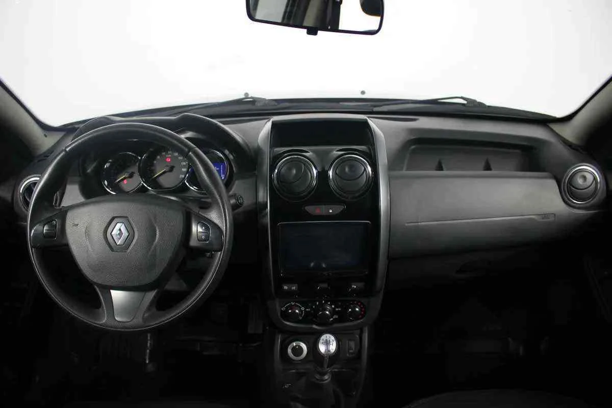 Renault Duster, Коричневый, 2016, Механическая, 146 л.с., цена от 867 000 руб.