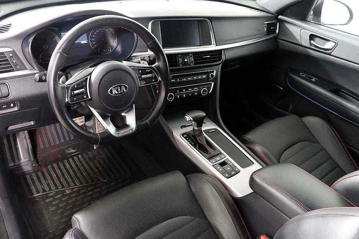 KIA Optima, Черный, 2018, Автоматическая, 245 л.с., цена от 1 324 000 руб.