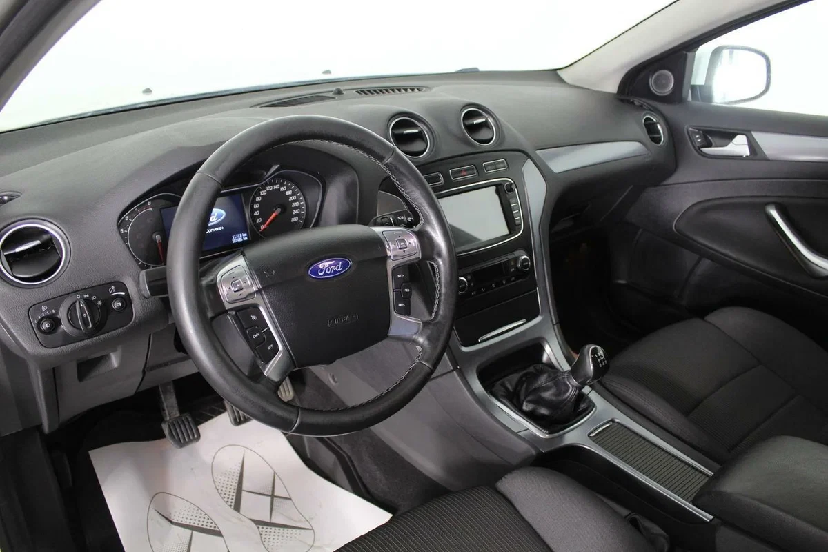 Ford Mondeo, Белый, 2013, Механическая, 145 л.с., цена от 563 000 руб.