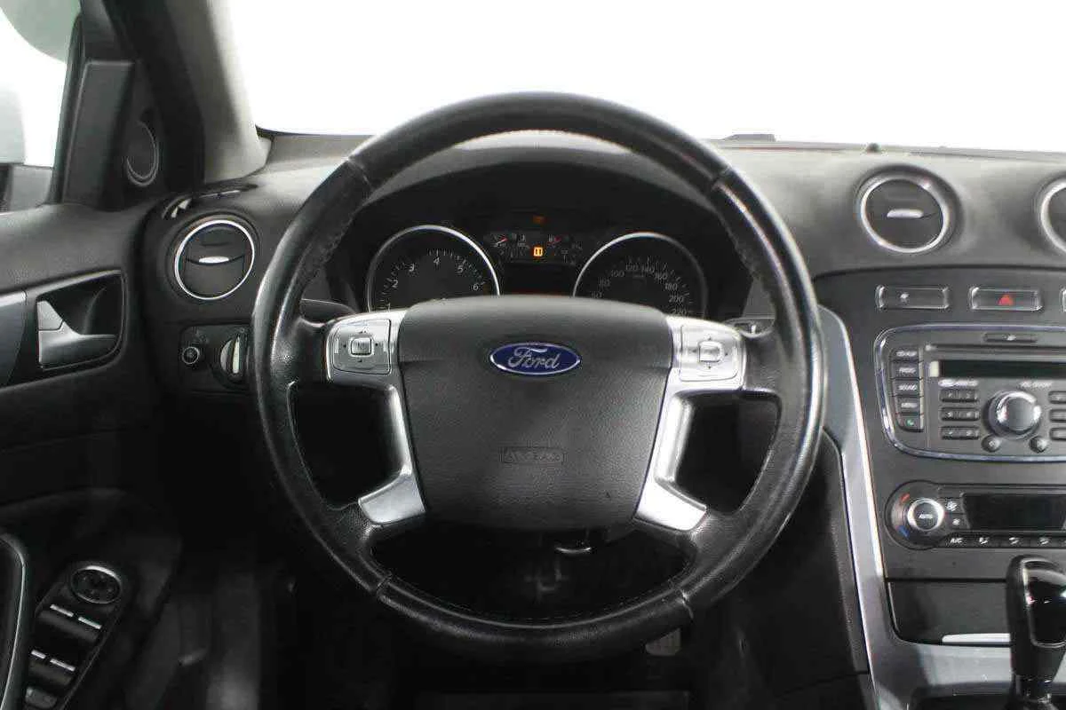 Ford Mondeo, Белый, 2013, Автоматическая, 161 л.с., цена от 592 000 руб.