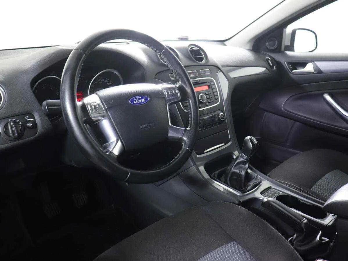 Ford Mondeo, Серебряный, 2014, Автоматическая, 161 л.с., цена от 799 000 руб.