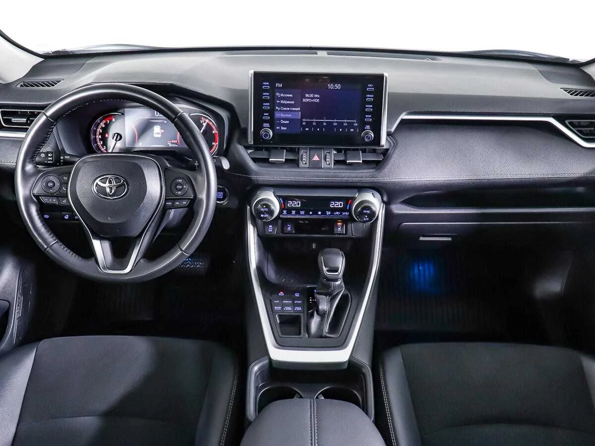 TOYOTA RAV4, Белый, 2022, Автоматическая, 199 л.с., цена от 2 944 000 руб.