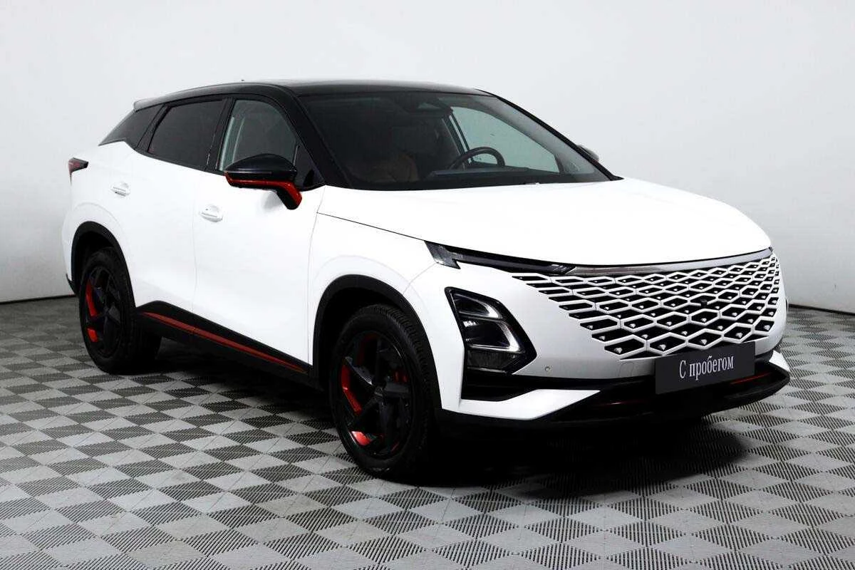 OMODA С5, Белый, 2022, Вариатор, 147 л.с., цена от 1 510 400 руб.