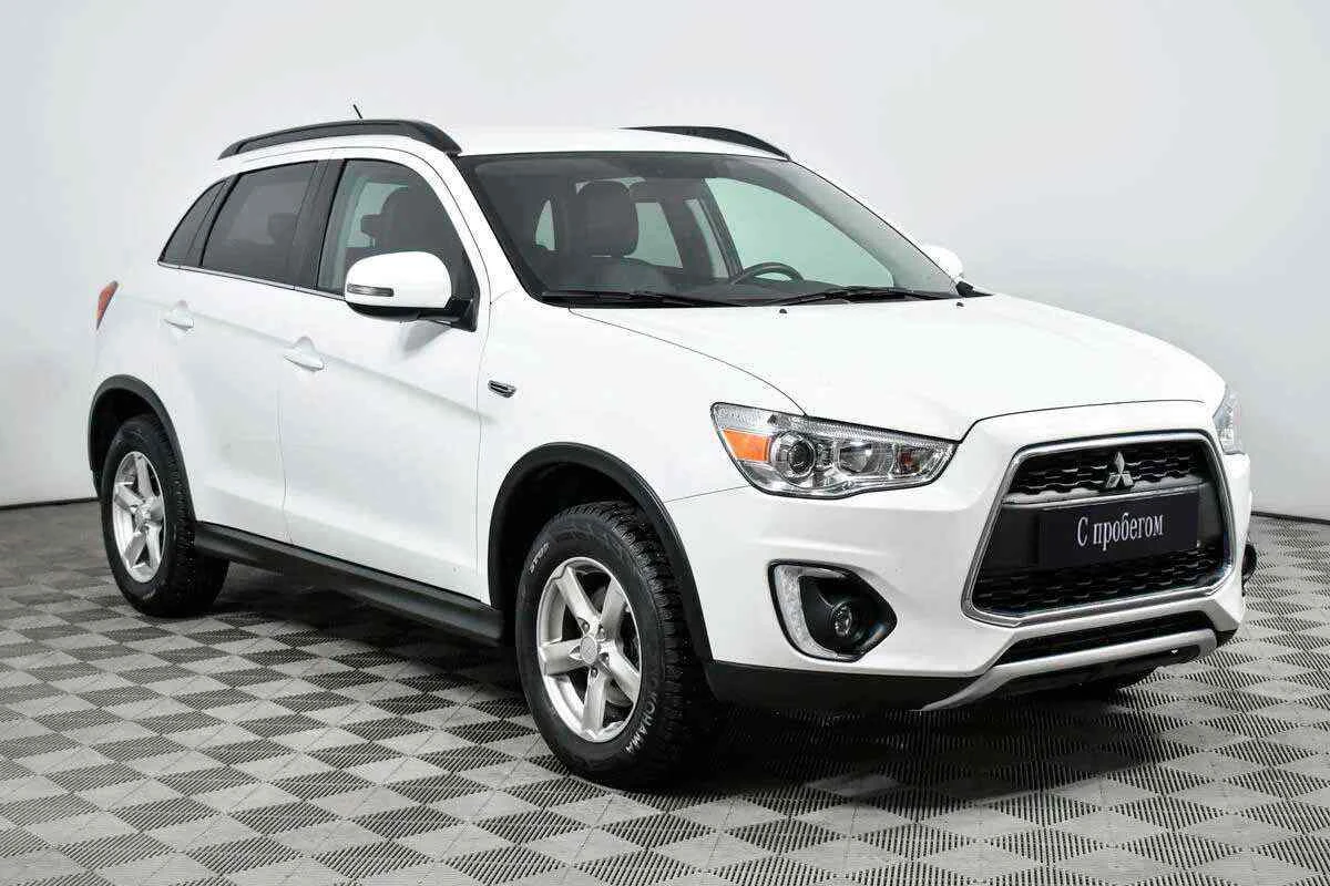 Mitsubishi ASX, Белый, 2014, Вариатор, 140 л.с., цена от 1 014 000 руб.