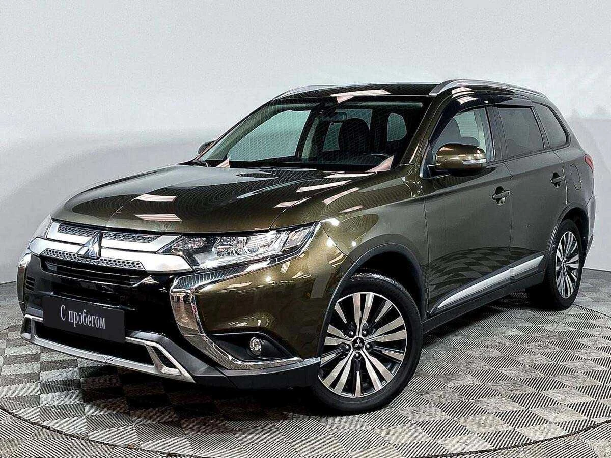 MITSUBISHI OUTLANDER, Коричневый, 2019, Вариатор, 146 л.с., цена от 1 413 600 руб.