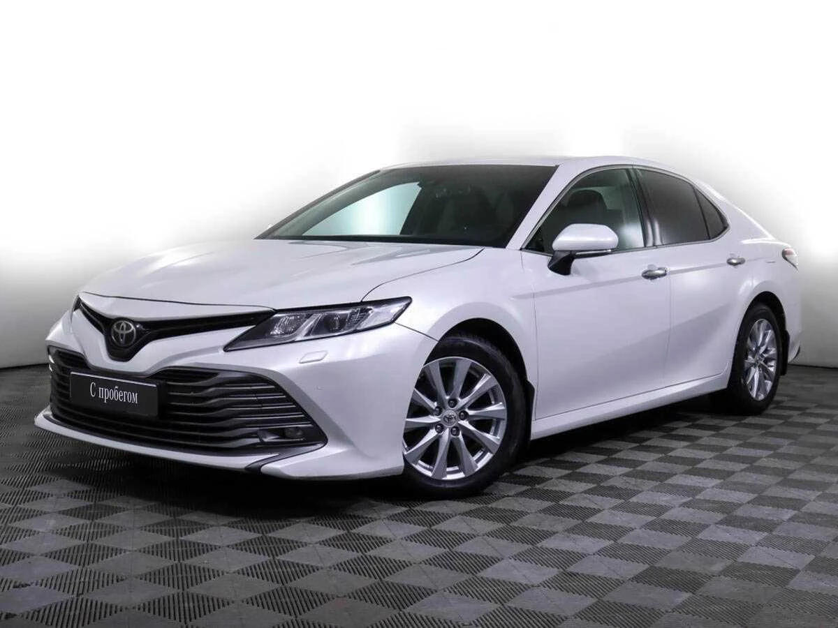 TOYOTA CAMRY, Белый, 2018, Автоматическая, 181 л.с., цена от 1 656 000 руб.