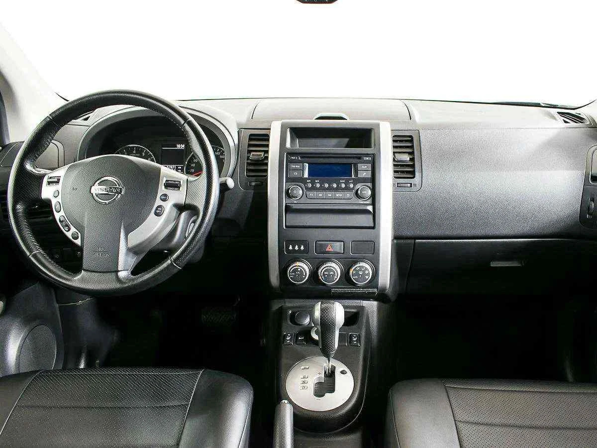 Nissan X-Trail, Фиолетовый, 2014, Вариатор, 169 л.с., цена от 1 099 000 руб.