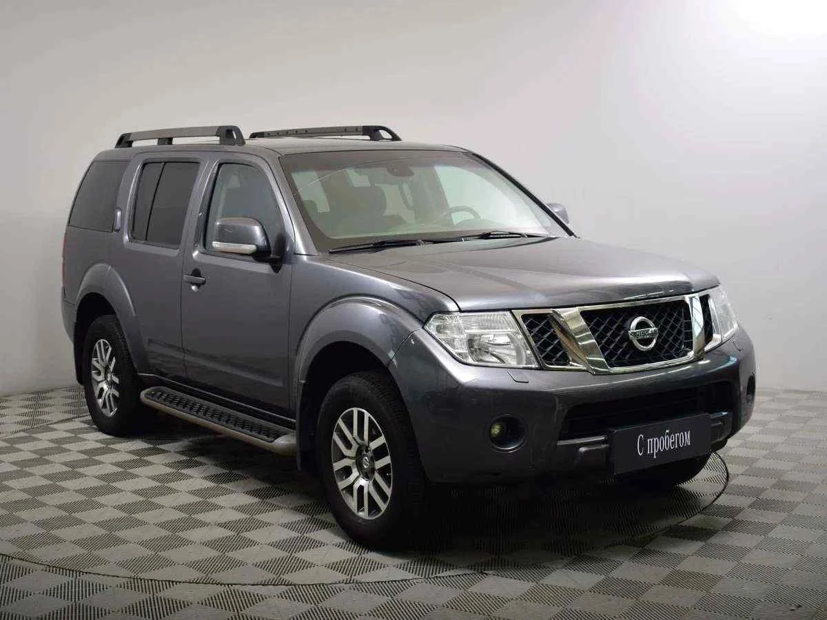 Nissan Pathfinder, Голубой, 2012, Механическая, 190 л.с., цена от 920 000 руб.