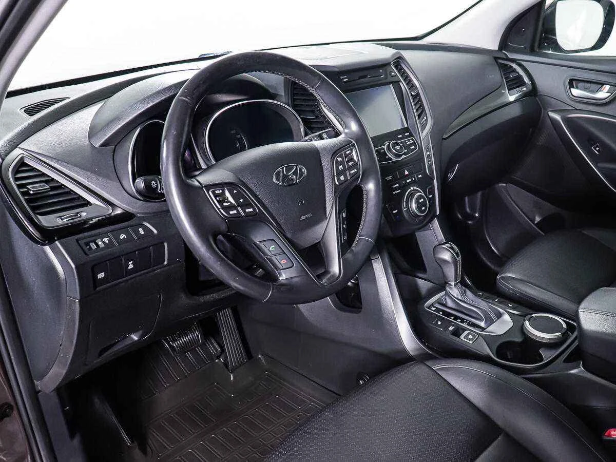Hyundai Santa Fe, Коричневый, 2015, Автоматическая, 175 л.с., цена от 1 379 000 руб.