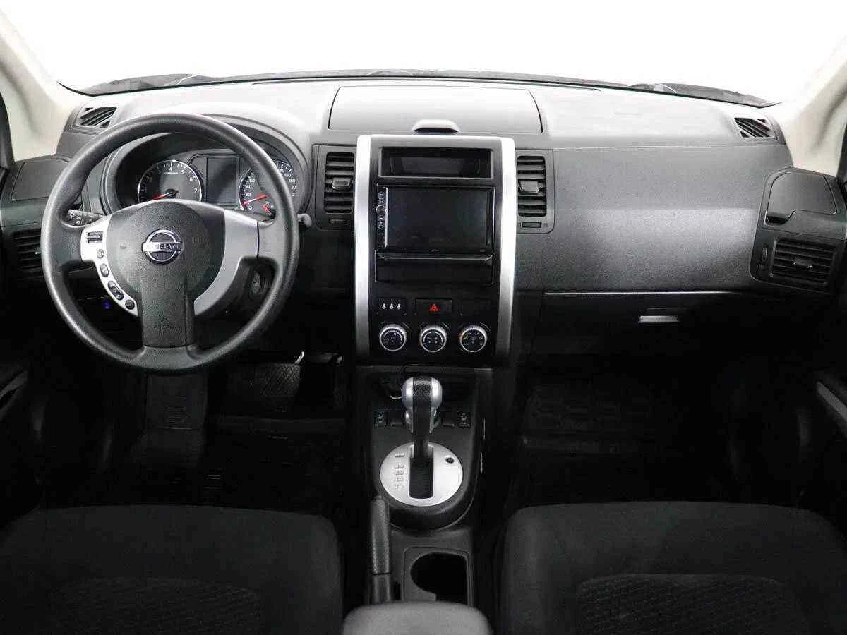 Nissan X-Trail, Белый, 2013, Вариатор, 141 л.с., цена от 842 500 руб.