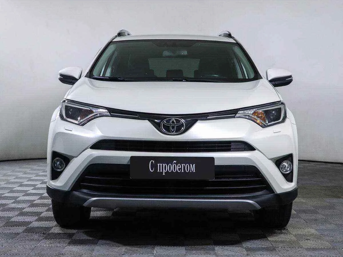 Toyota RAV 4, Белый, 2017, Автоматическая, 180 л.с., цена от 1 788 000 руб.