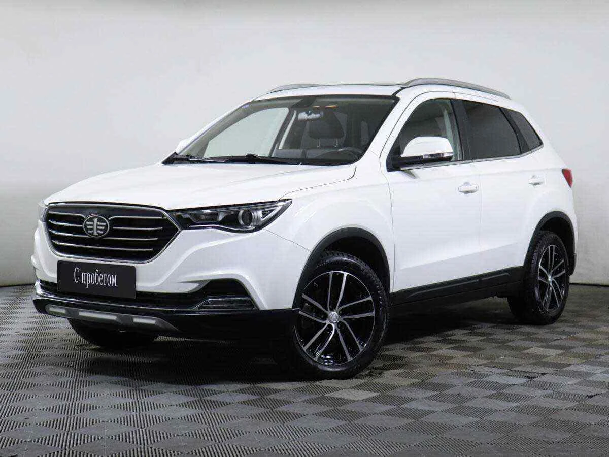 FAW Besturn X40, Белый, 2020, Механическая, 108 л.с., цена от 1 310 000 руб.