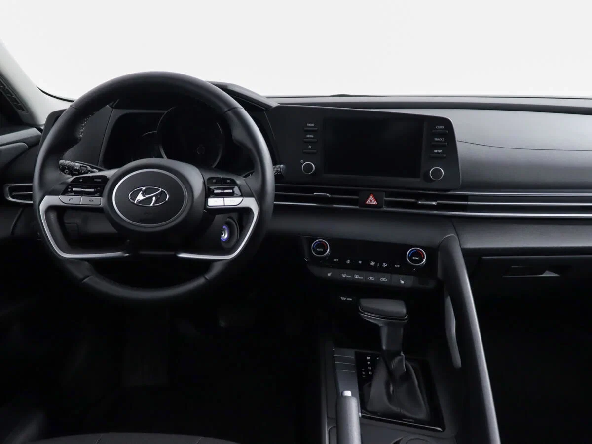 Hyundai Elantra, Красный, 2021, Автоматическая, 150 л.с., цена от 1 597 000 руб.