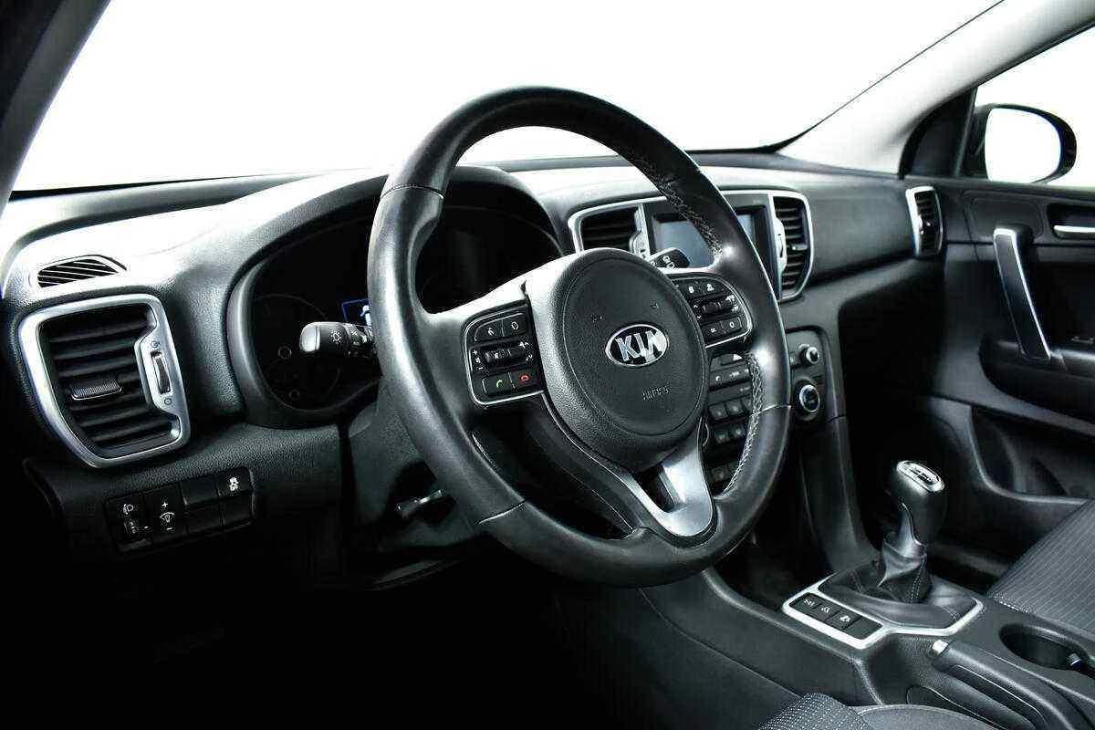 KIA Sportage, Черный, 2017, Механическая, 150 л.с., цена от 1 475 000 руб.