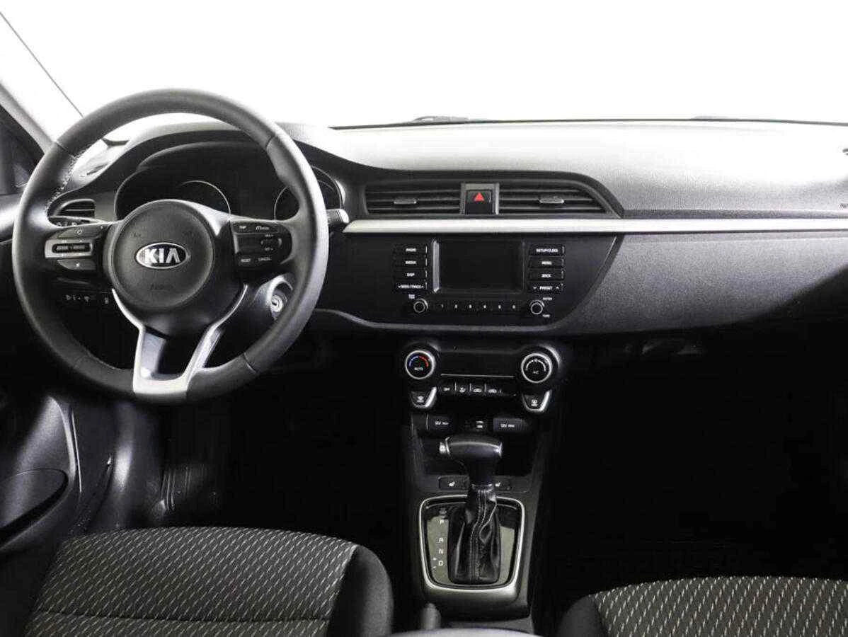 KIA X Line, Белый, 2018, Автоматическая, 123 л.с., цена от 850 000 руб.