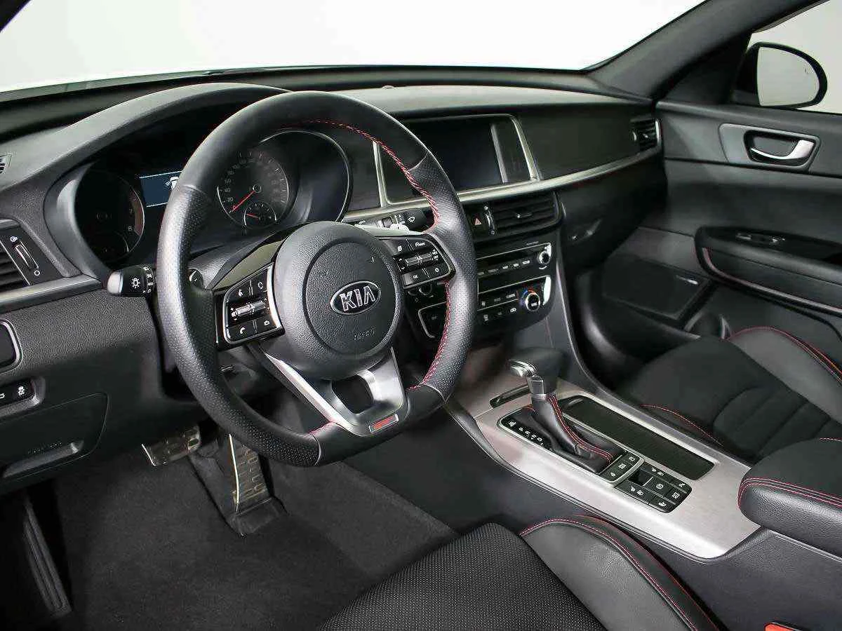 KIA Optima, Белый, 2018, Автоматическая, 245 л.с., цена от 1 665 000 руб.