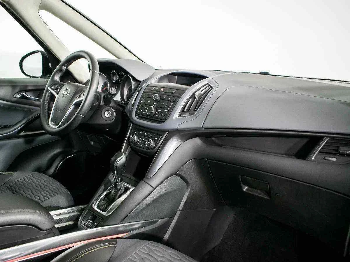 Opel Zafira, Белый, 2013, Автоматическая, 140 л.с., цена от 969 000 руб.