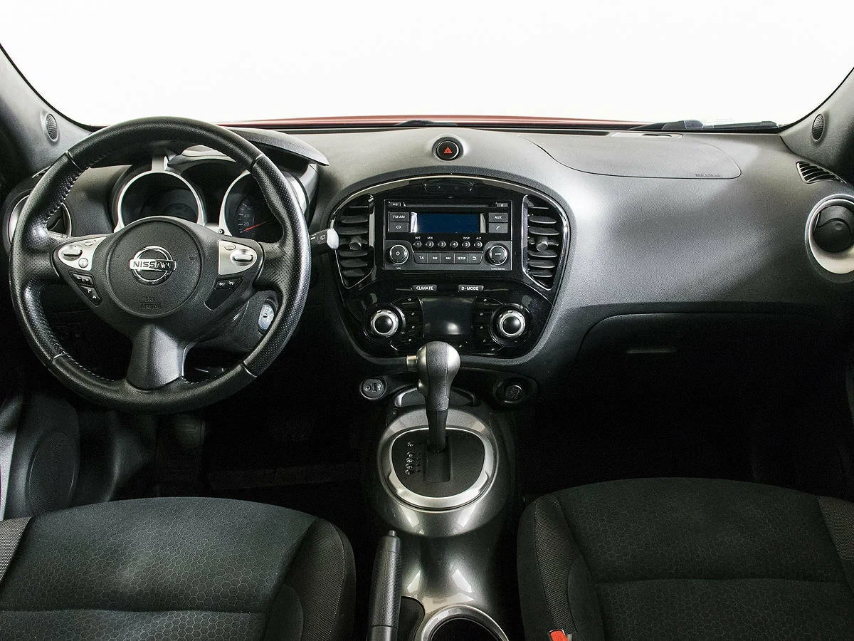 Nissan Juke, Красный, 2014, Вариатор, 117 л.с., цена от 864 000 руб.