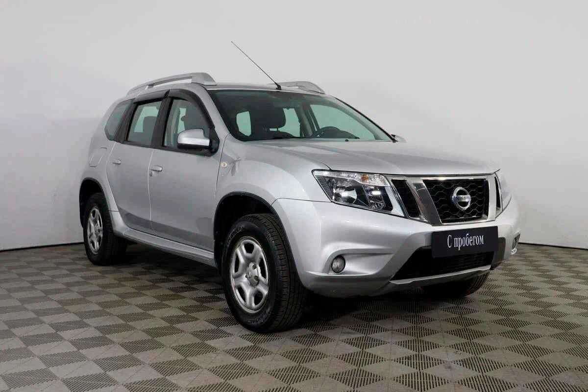 Nissan Terrano, Серебряный, 2018, Механическая, 143 л.с., цена от 1 239 000 руб.